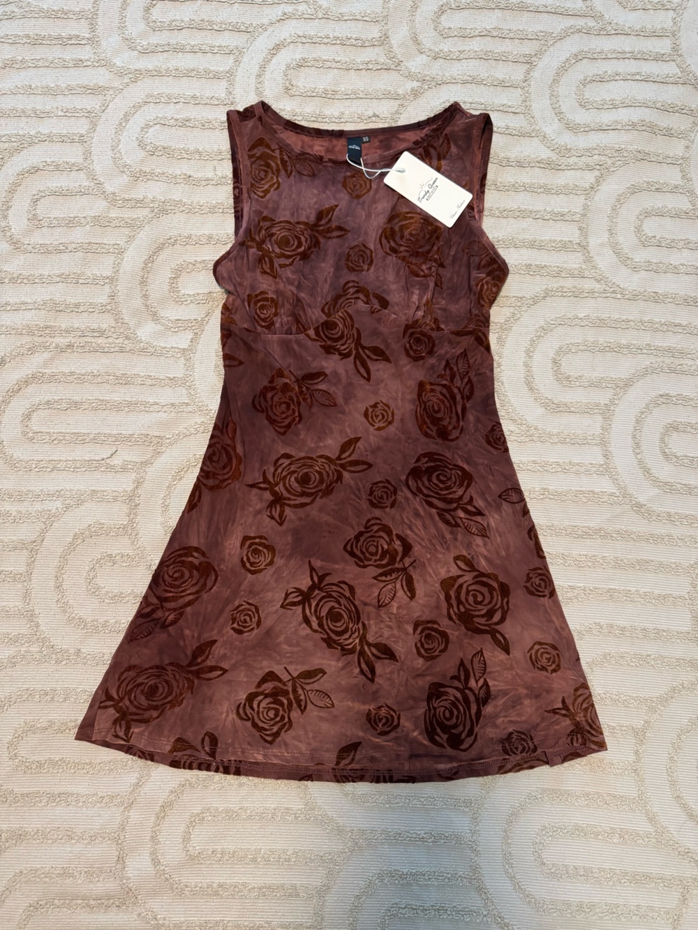 Sleeveless Floral Velvet Dress
